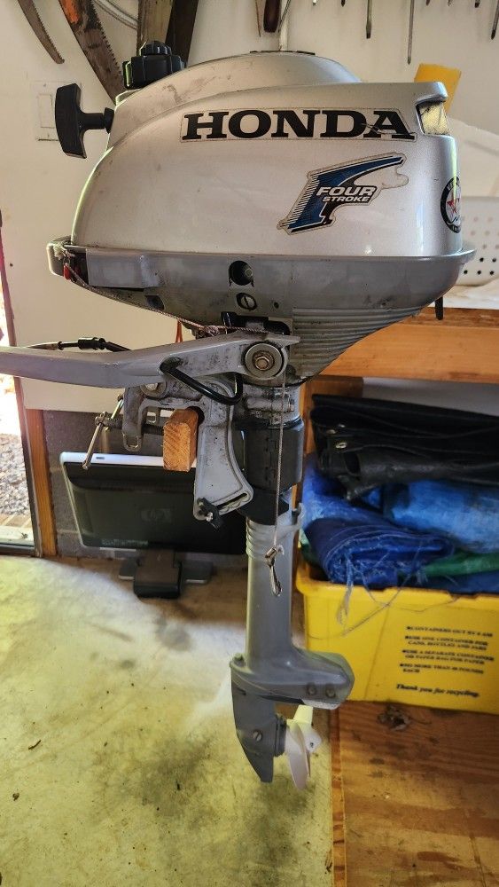 Outboard Motor, Honda 2 HP