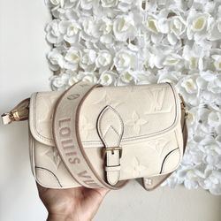 Authentic Louis Vuitton Diane 