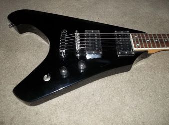 Ibanez RVX 220 Flying V 