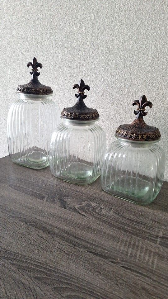 Big Fleur De Lis Canisters $45 Set Of 3 Near Hobby Airport Houston Texas 77075