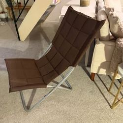 Brown Padded Folding Chair – Chrome Frame