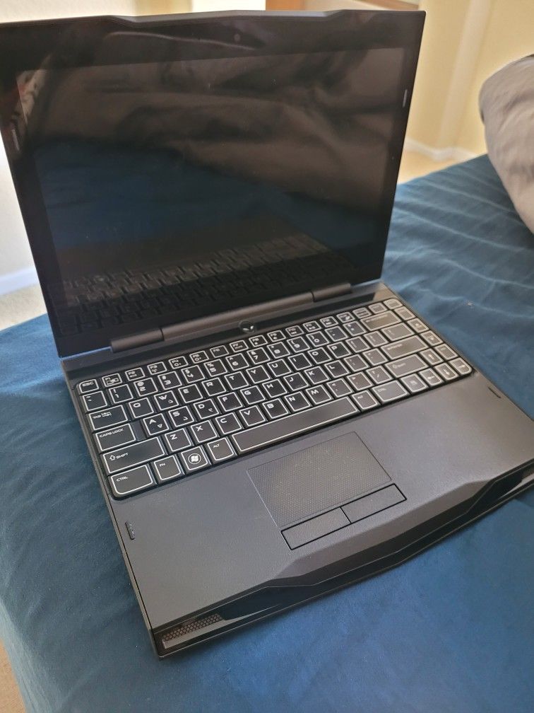 Used Alienware M11x R3 Laptop
