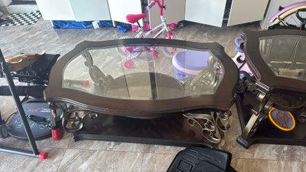 Coffee table set