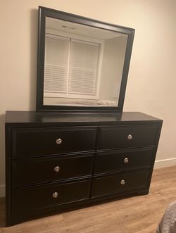 4 piece black King bedroom set