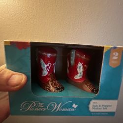 The Pioneer Woman Cowboy Boots Salt And Pepper Shakers