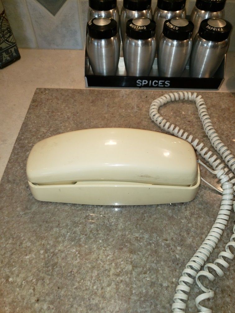 1960's AT&T Princess Phone Works Fine Extra Long Cord

