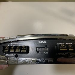 Boss CH450 600 Watts 2 Channels