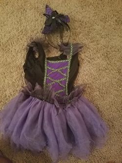 2t witch Halloween costume