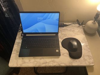 HP Laptop /w Intel i5