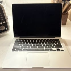 Mac Book Pro 2015