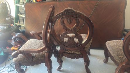 Big wood sturdy dining table !!
