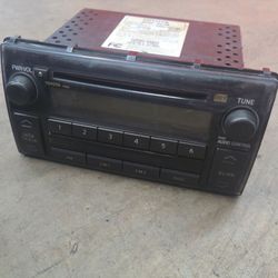 Toyota OEM Car Radio CD Player Head Unit