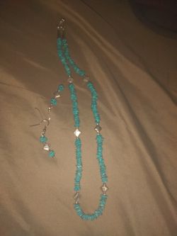 Turquoise necklace with matching earings
