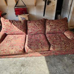 Good Sofa Hardly Used