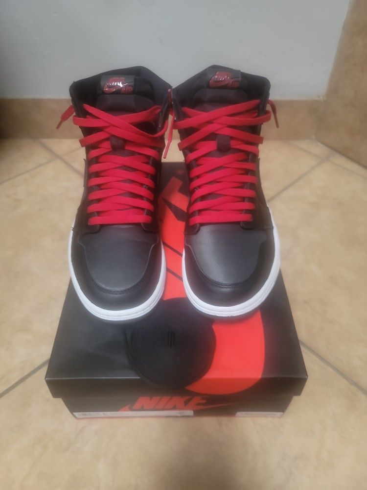 Jordan 1 High Black Satin Gym Red Size 11 Men