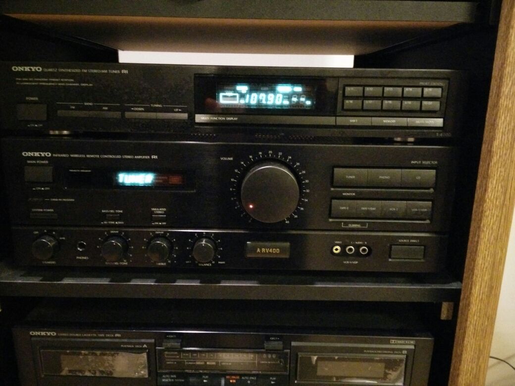 Onkyo Amplifier and Digital Tuner with remote