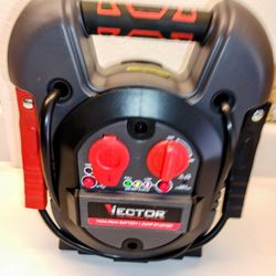 VECTOR 12V BATTERY JUMP START ⚡
USB CHARGER 📲
700 PEAK AMP ⚡
2.1 AMP USB 🔋
