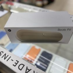 Brand new beats pill speaker 🔈