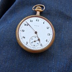 Antique  1920 Elgin Open Faced Pocket Watch.