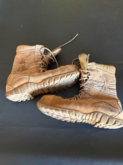 Military boots steal toed