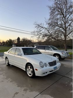 2001 Mercedes-Benz E-Class