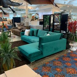 Naomi Green Velvet RAF Sectional / couch /Living room set