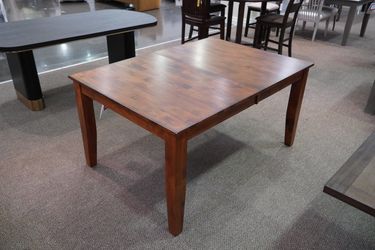Davis Home Ohana Extendable Dining Table