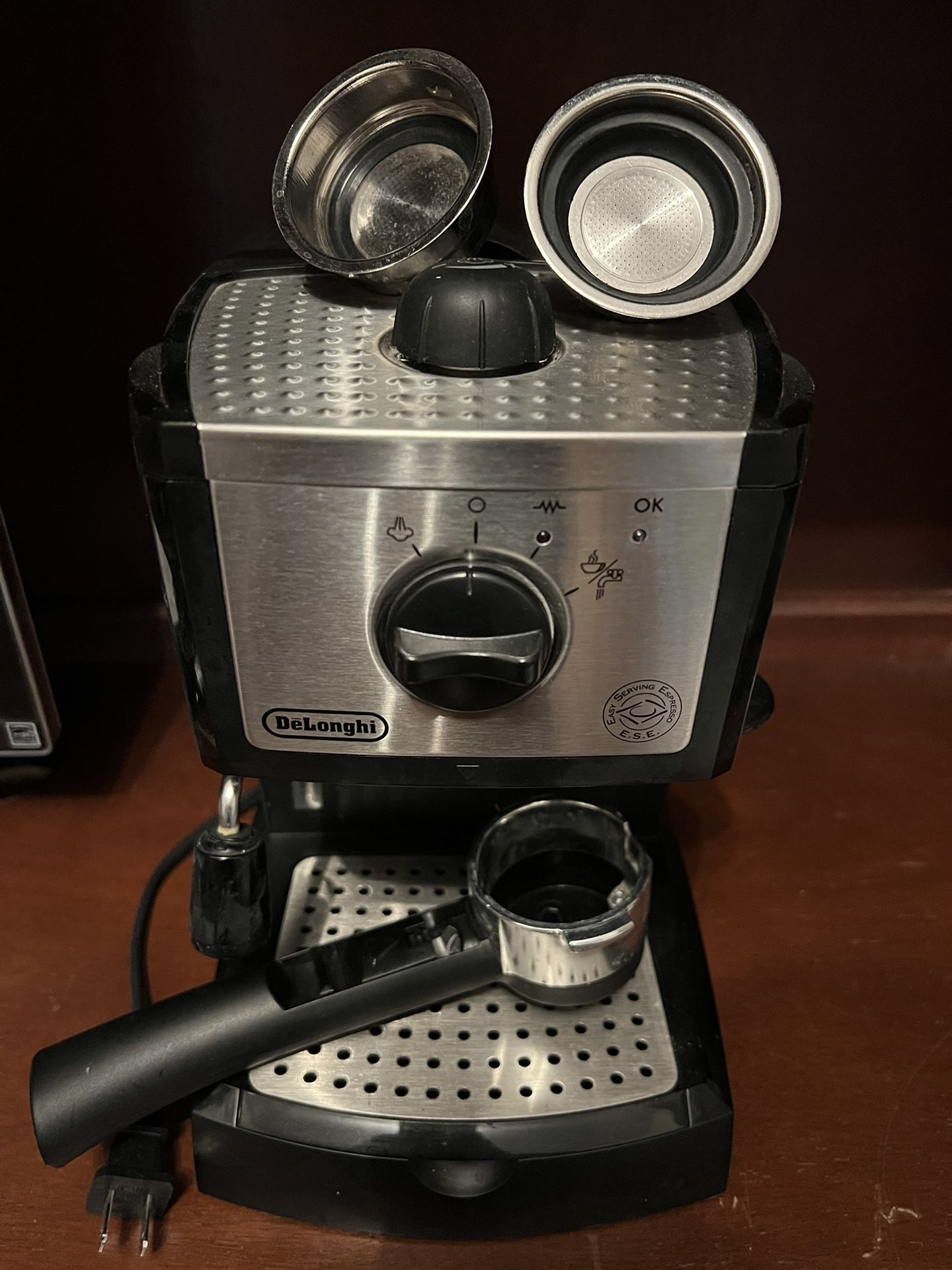 Delonghi Espresso Machine for Sale in Buckeye, AZ OfferUp