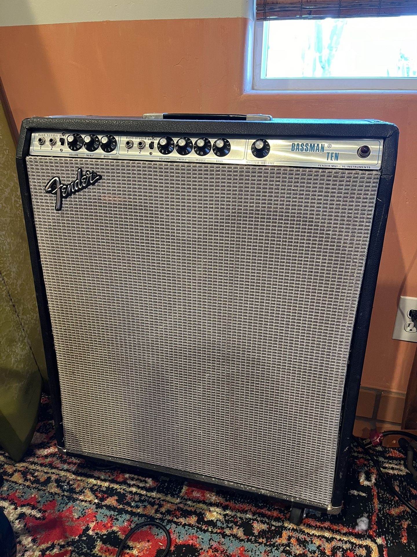Vintage Fender Guitar Amplifier Bassman Ten 1971