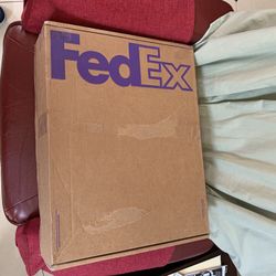 FedEx Laptop Shipping Box.