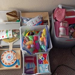 Pretend Kitchen Play