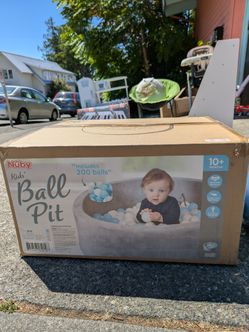 NEW Nuby ball pit sensory station toy