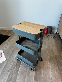 Utility cart w/ lid