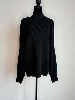 Black Chunky Knit Crewneck Sweater