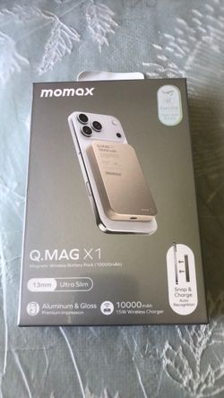 Momax Magnetic Wireless Battery Pack