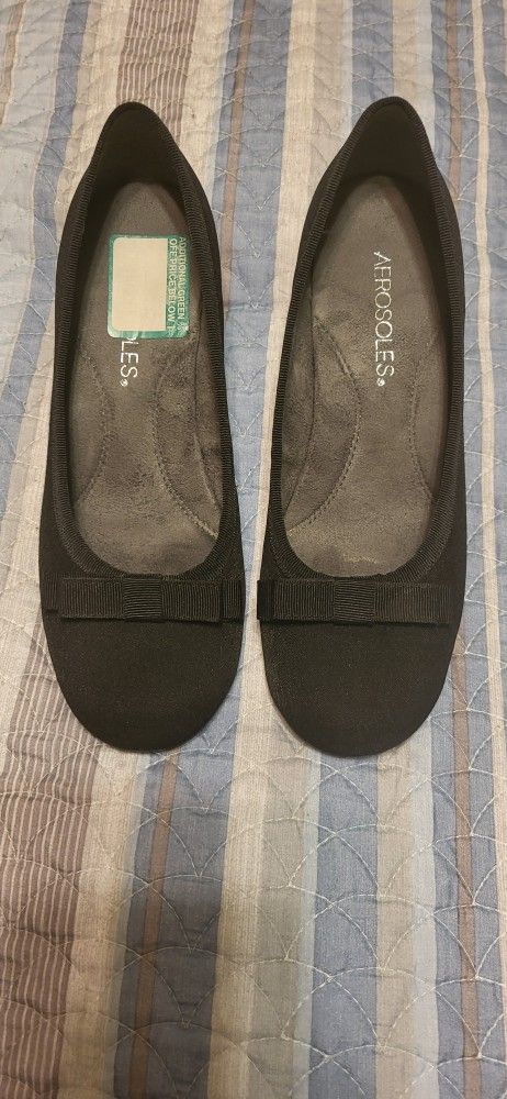 Brand New AEROSOLES Pumps