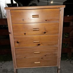 Wood Dresser/Cajonera