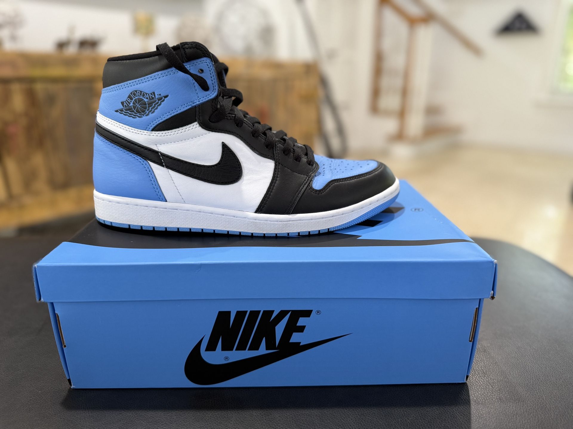 Jordan 1 University Blues Size 10.5