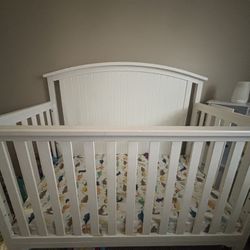 White Baby crib