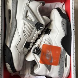 Jordan 4 Retro 