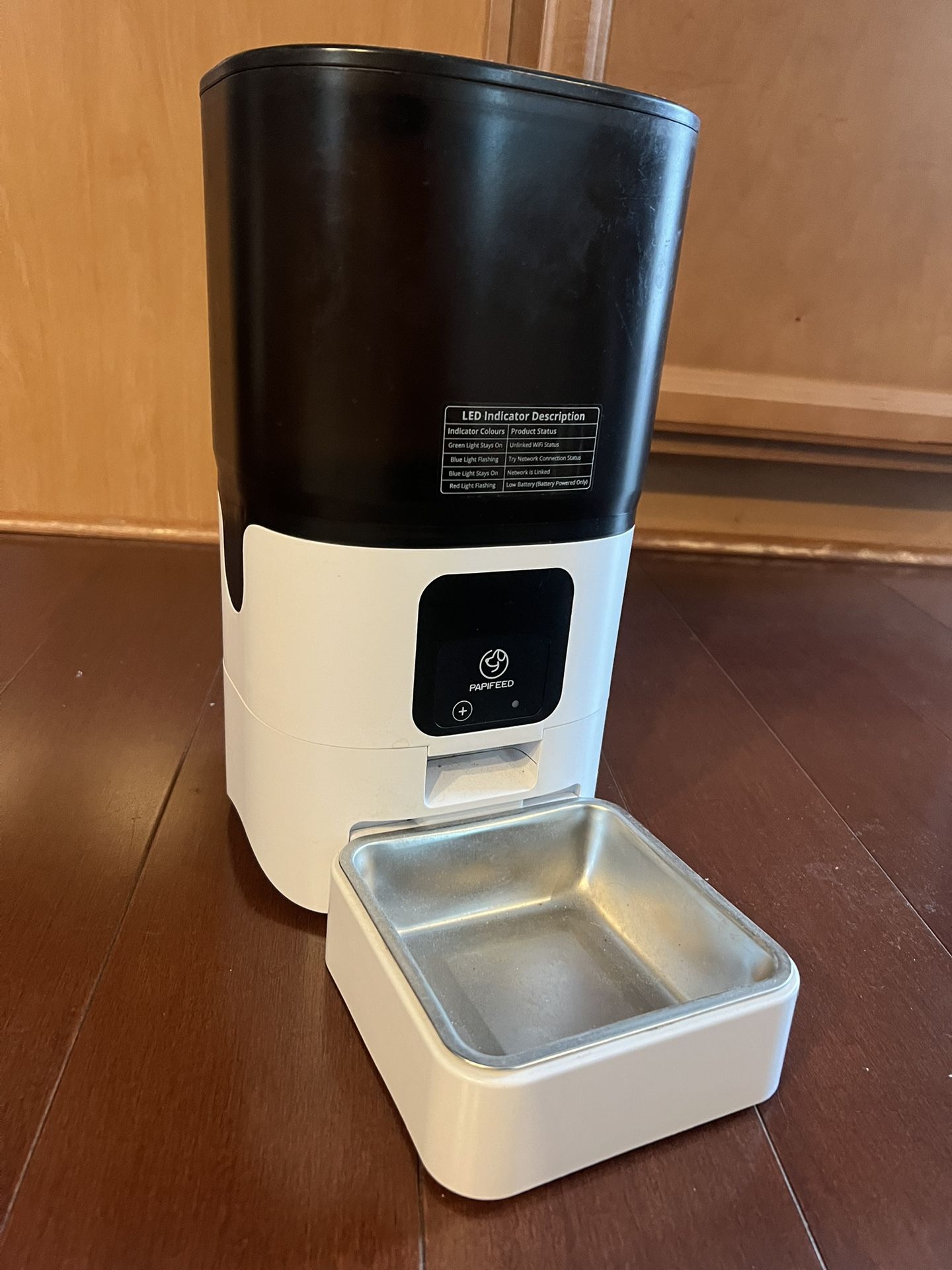 Pet Feeder