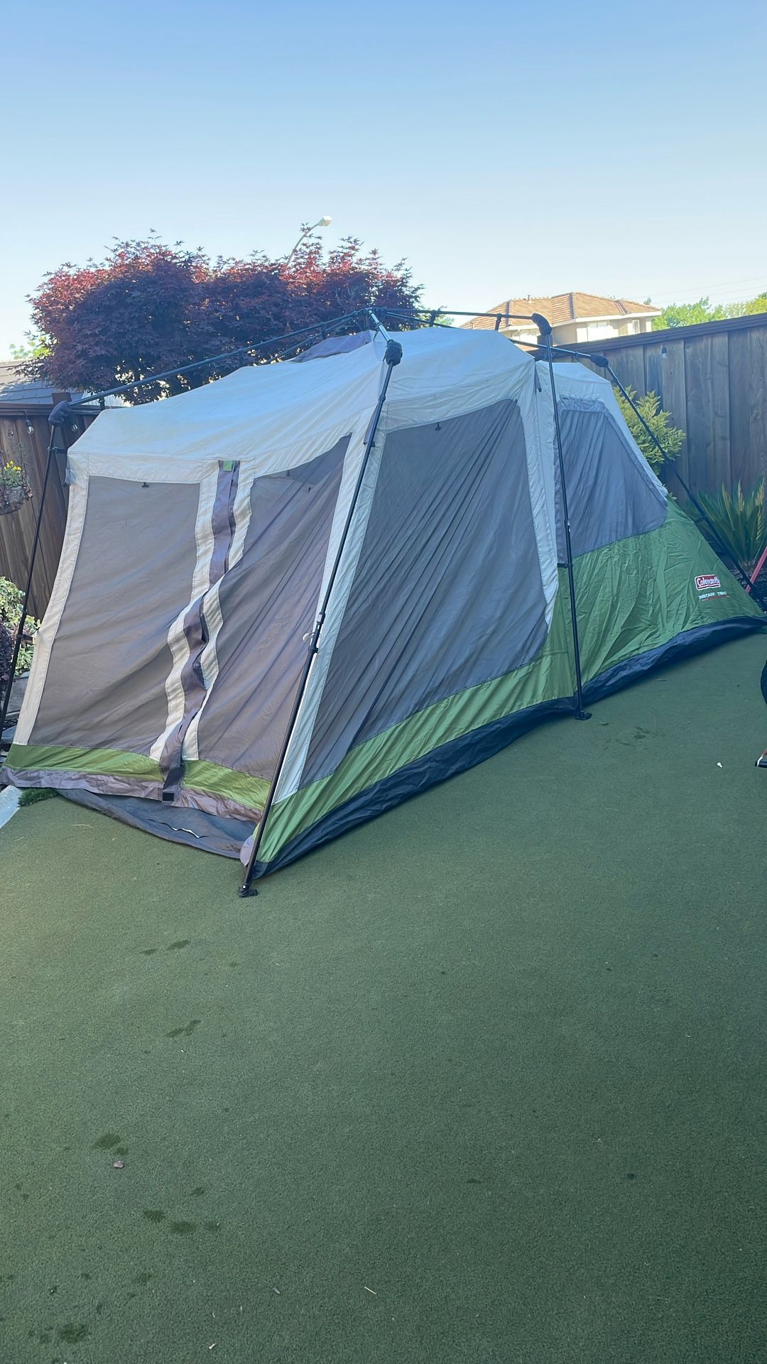 Colman Instant Tent 8 Person