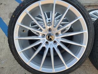 19"new Staggerd Wheels With New Tires For MERCEDES BENZ E350
