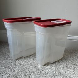 Set Of Storage Containers 