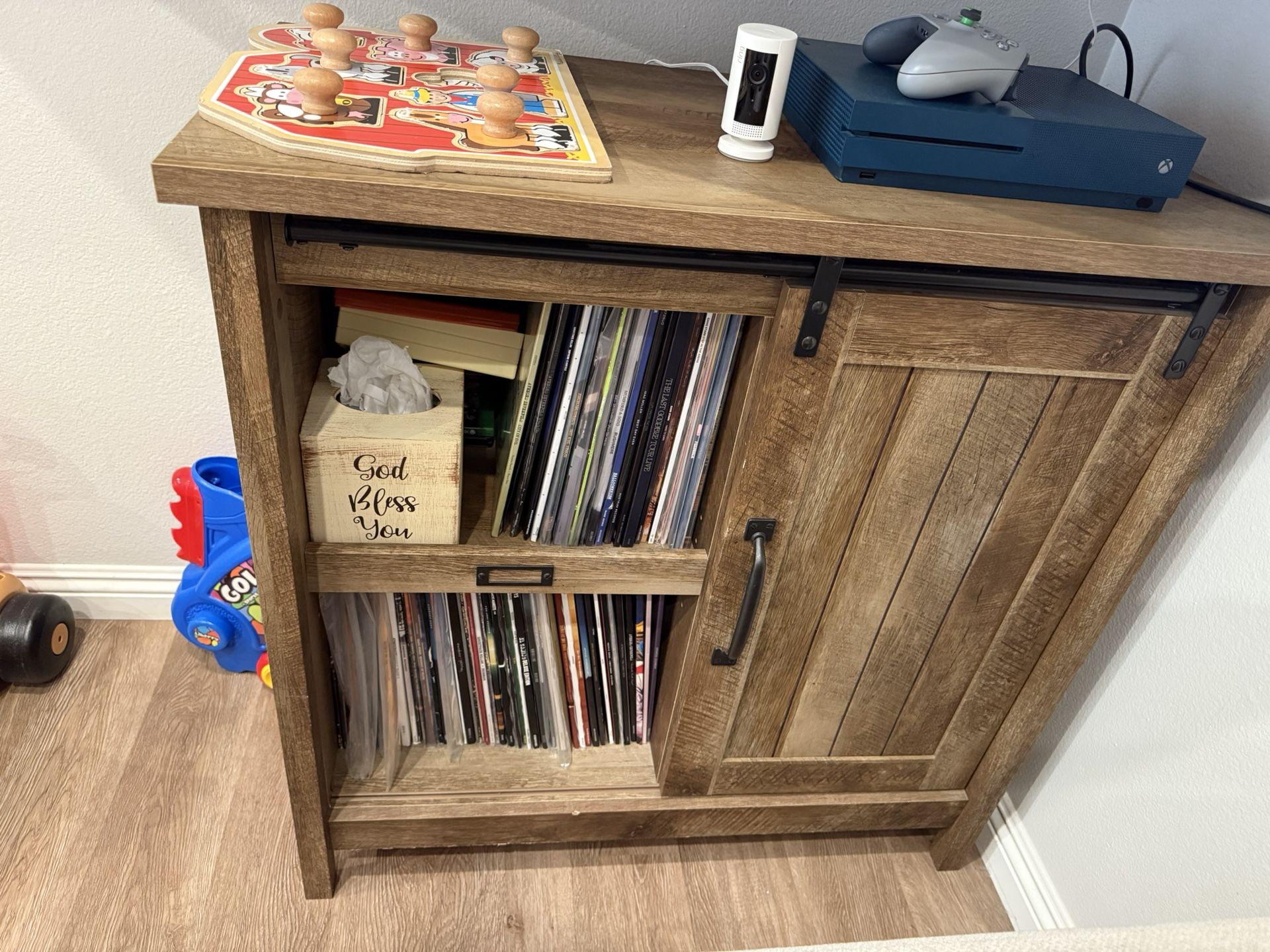 Accent Storage Cabinet/ Pantry cabinets, For TVs up to 39", Craftsman Oak finish