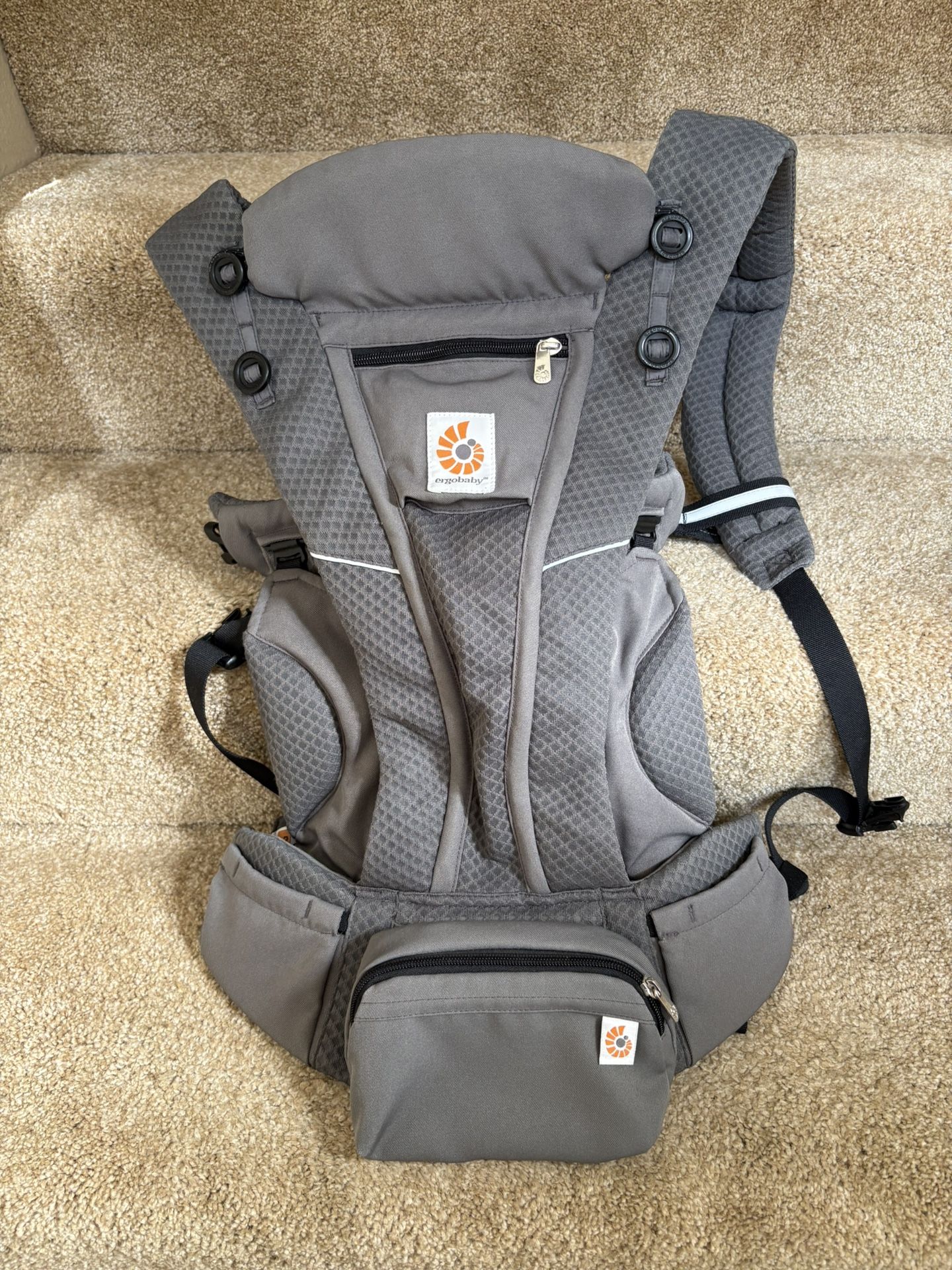 Ergobaby Omni Breeze Baby Carrier