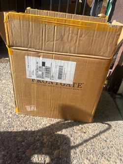 Frontgate retractable hose