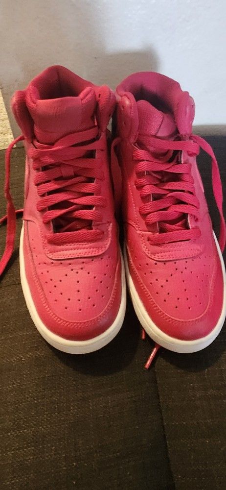 Nike Womens Court Vision Mid sneakers