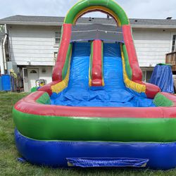 Inflatable Bounce House!!