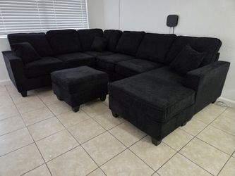New Sectional 5 Pcs Black Linene Fabric $899